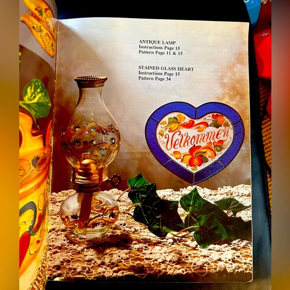 Design Basics for Telemark Rosemaling, Volume II - Picture 4 of 4